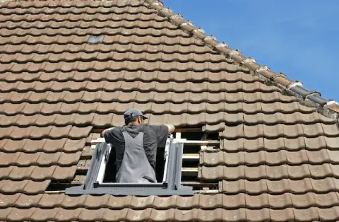 Pose de velux - Saint-Paul-du-Vernay